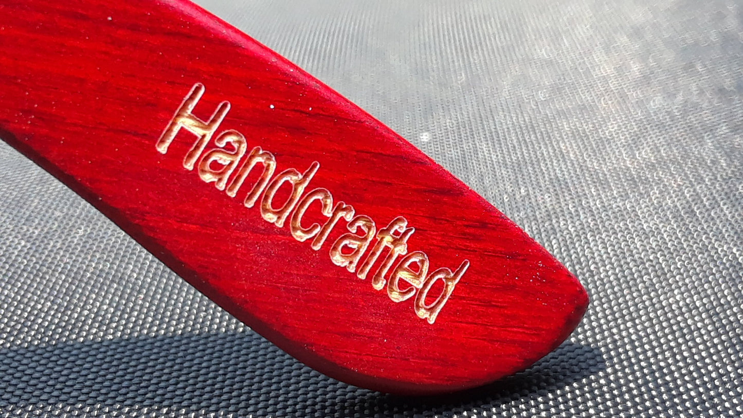 Red Bamboo Tortoise | Handgefertigte Sonnenbrille aus Holz – Polarisiert & UV400