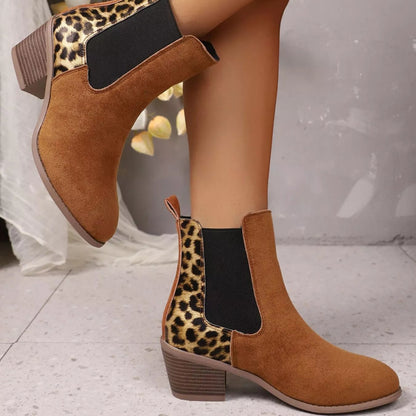 Elegante Mid-Heel Pumps