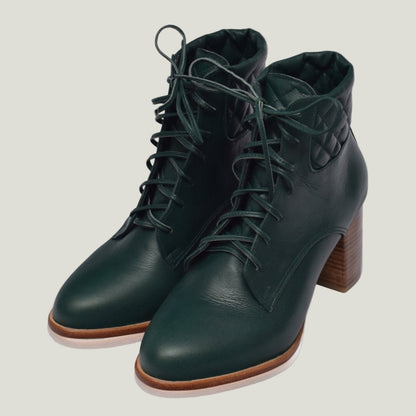 Rising Mara – Handgefertigte Leder Heel Booties mit Holzabsatz